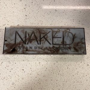 Urban Decay Naked Smoky Palette
